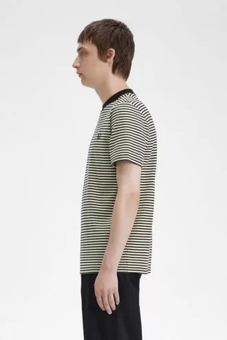 Schweres Herren-T-Shirt mit feinen Streifen