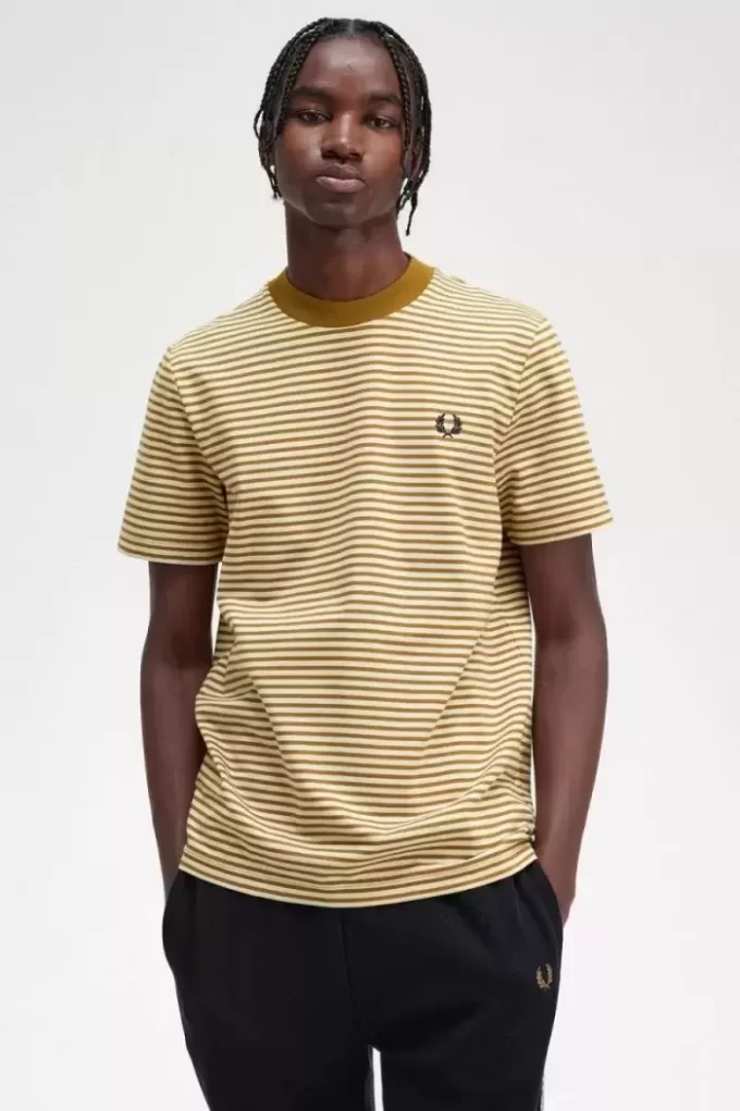 Schweres Herren-T-Shirt mit feinen Streifen