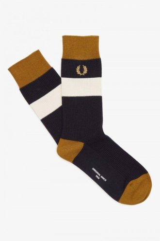 Socken mit Waffelstreifen