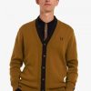 Strickjacke mit doppelter Knopfleiste