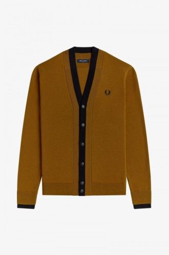 Strickjacke mit doppelter Knopfleiste