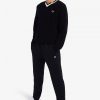 Strickpullover mit abstraktem V-Ausschnitt