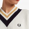 Strickpullover mit V-Ausschnitt und Streifen