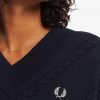 Strickpullover mit Zopfmuster und geteiltem Saum