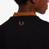 Sweatshirts mit Arch-Branding