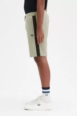 Sweatshorts mit geprägtem Band für Herren