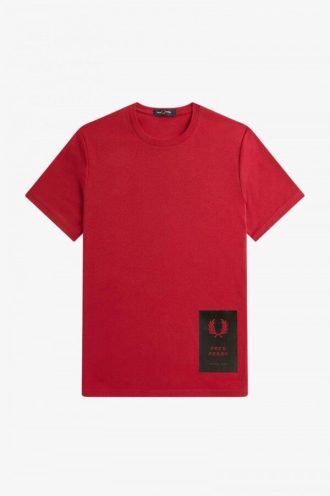 T-Shirts mit bedrucktem Saumpatch