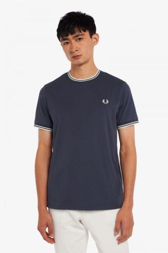 T-Shirts mit Doppelstreifen