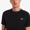 T-Shirts mit getapten Einsätzen