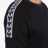 T-Shirts mit getapten Einsätzen