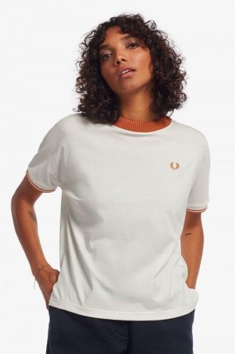 T-Shirts mit Strickbesatz