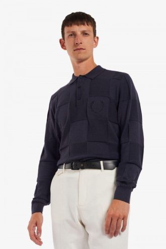 Ton in Ton karierte Strickhemden