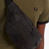Trikot-Umhängetaschen mit farblich abgestimmtem Band